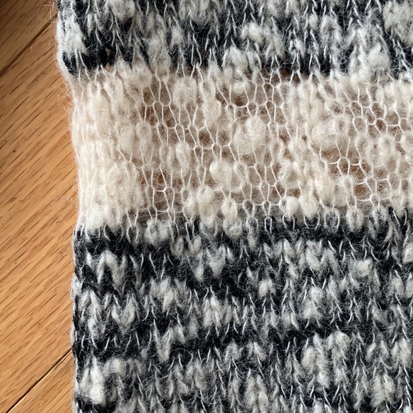 Hand knit designer wool mohair blend cardigan - Picture 3 of 5